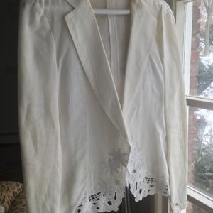 DKNY LINEN BLAZER WITH NATURAL SLIGHT YELLOWING AT COLLAR